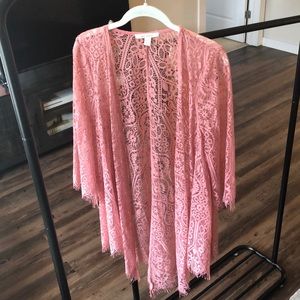 NWOT Francesca’s Pink Lace Kimono
